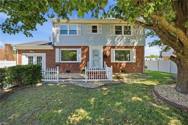 725 Arrowhead Drive, Newport News, VA 23601
