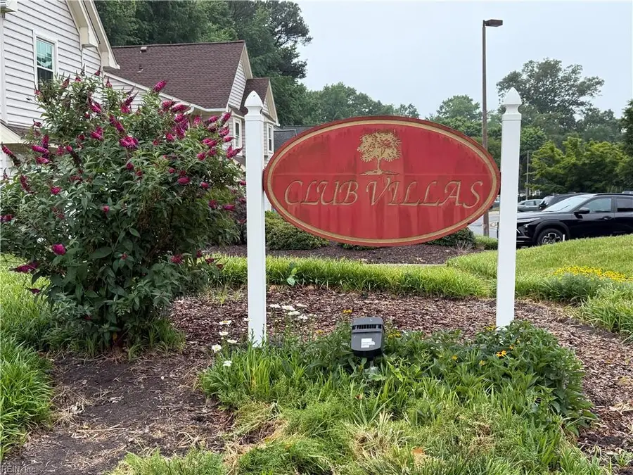 1304 Sand Bunker Arch #A, Chesapeake, VA 23320 - #2