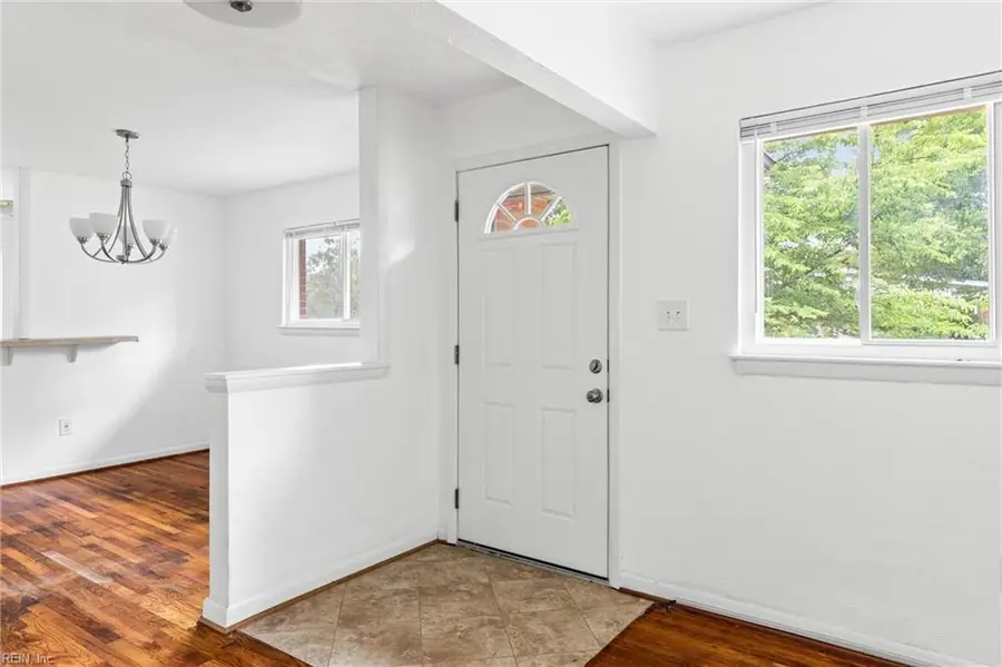 889 Hopwood Lane, Virginia Beach, VA 23455 - #3