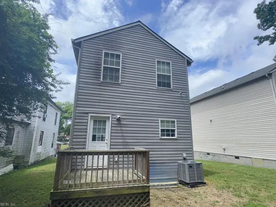118 S Capital Street, Suffolk, VA 23434 - #2