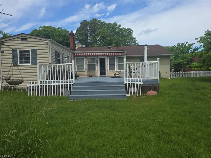 6 Montclare Place, Newport News, VA 23606 - #3