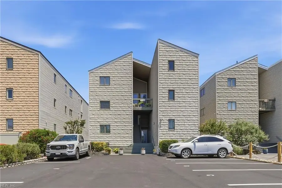 1904 E Ocean View Avenue #E, Norfolk, VA 23503 - #2