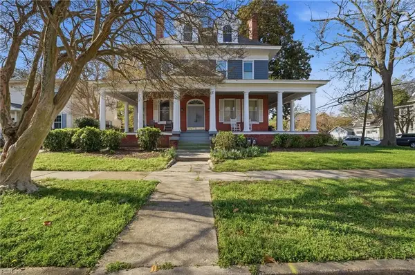 1055 Cambridge Crescent #4, Norfolk, VA 23508