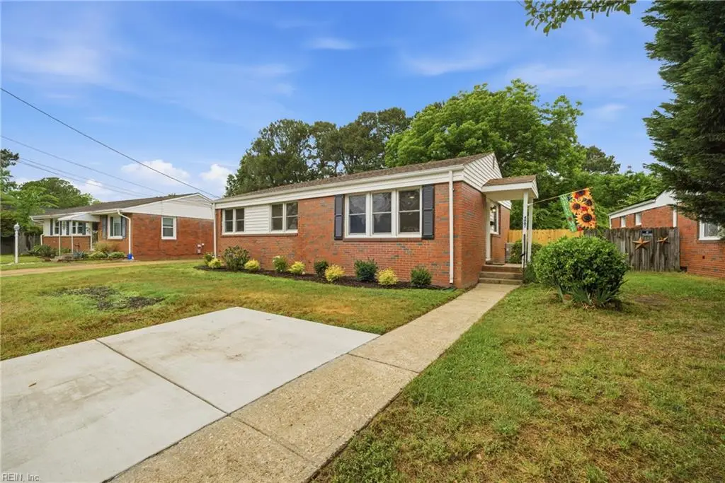 4007 Mayon Drive, Chesapeake, VA 23325 - #1