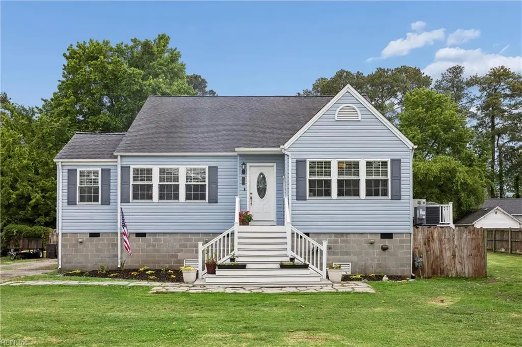 25 Lodge Road, Poquoson, VA 23662 - #1