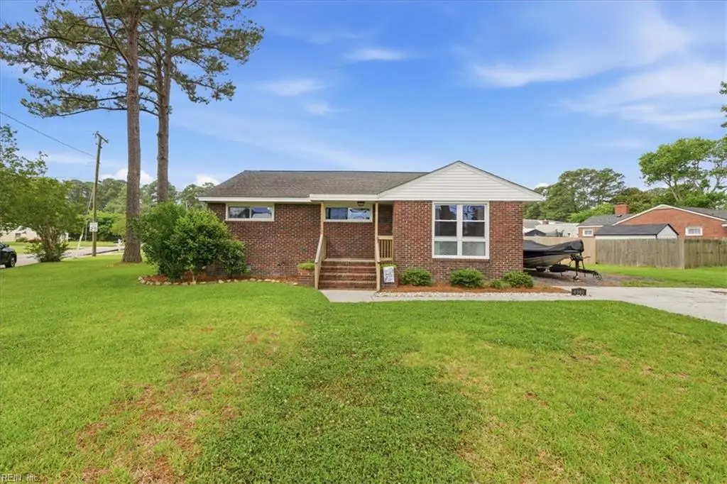 4901 Hatton Point Road, Portsmouth, VA 23703 - #1