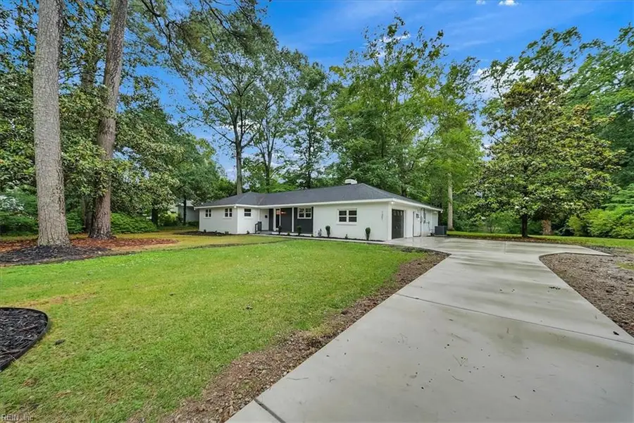 1301 Lakeside Road, Virginia Beach, VA 23455 - #2