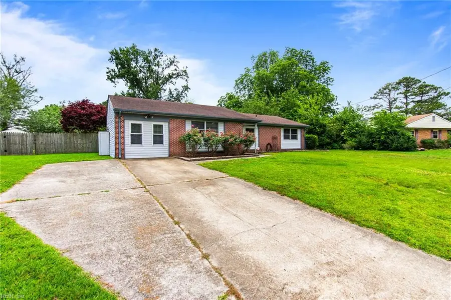 2625 N Nansemond Drive, Suffolk, VA 23435 - #2