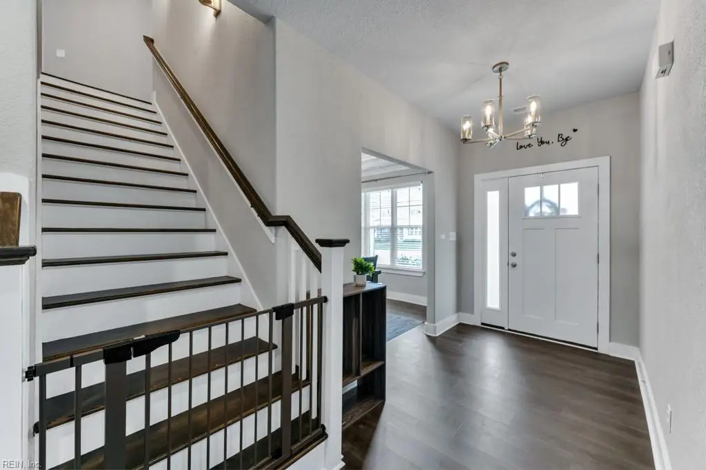 219 Dunway Lane, Chesapeake, VA 23323 - #1