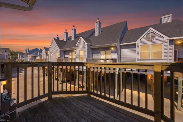 863 Little Bay Avenue #2, Norfolk, VA 23503