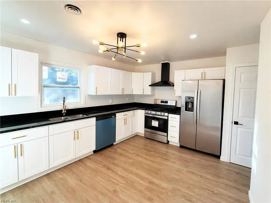 4111 Williamson Street, Chesapeake, VA 23324 - #2