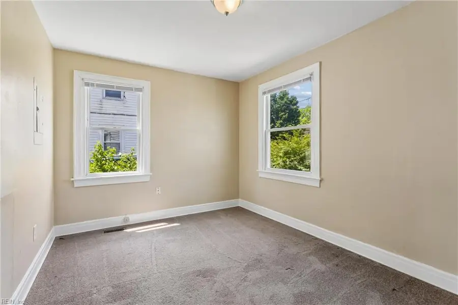 504 Highland Avenue, Hampton, VA 23661 - #3