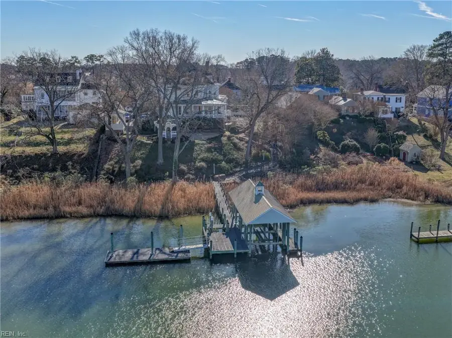 345 S Church Street, Smithfield, VA 23430 - #3