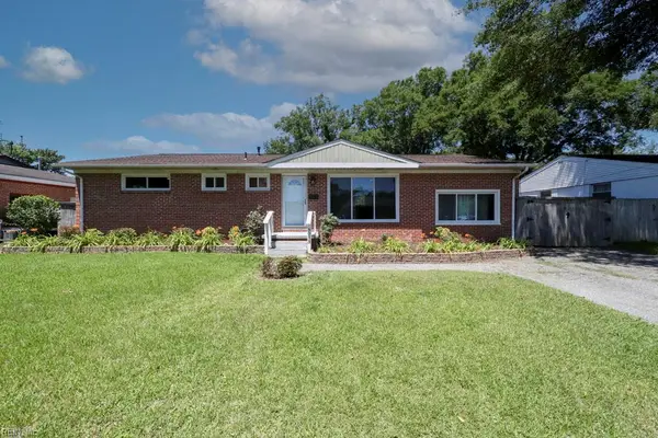 8033 Tarpon Place, Norfolk, VA 23518