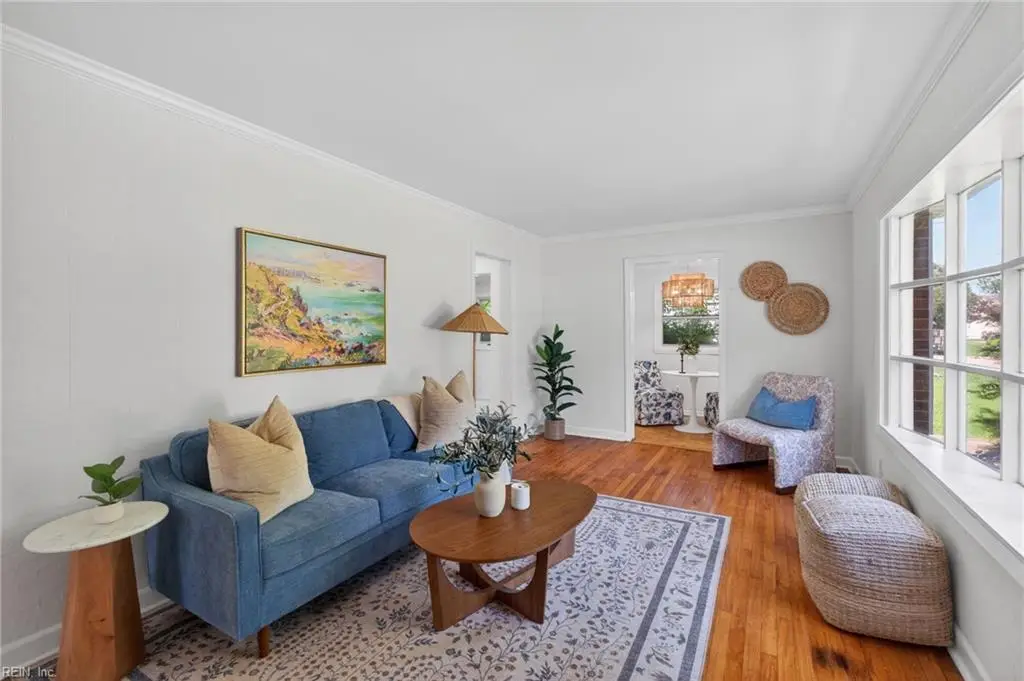 404 Eisenhower Circle, Portsmouth, VA 23701 - #1