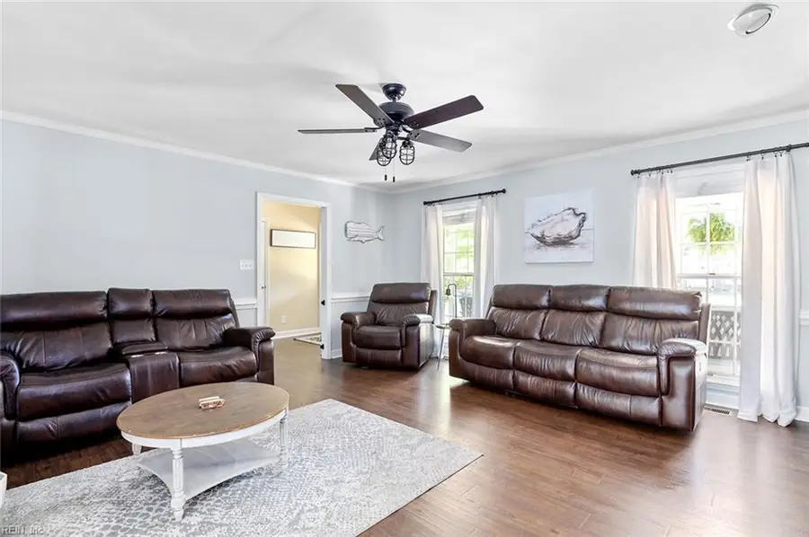 123 Barclay Crescent, Smithfield, VA 23430 - #3