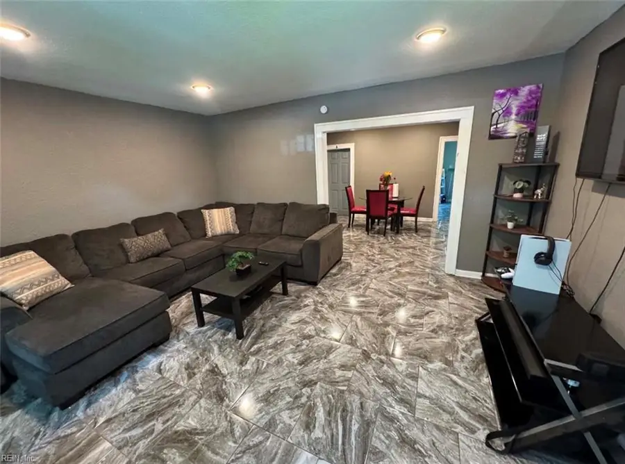 203 Blair Avenue, Newport News, VA 23607 - #3