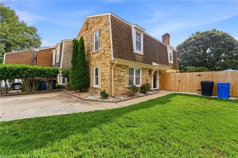 406 Cadbury Circle, Virginia Beach, VA 23454 - #3