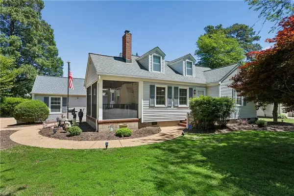 327 Deep Creek Road, Newport News, VA 23606
