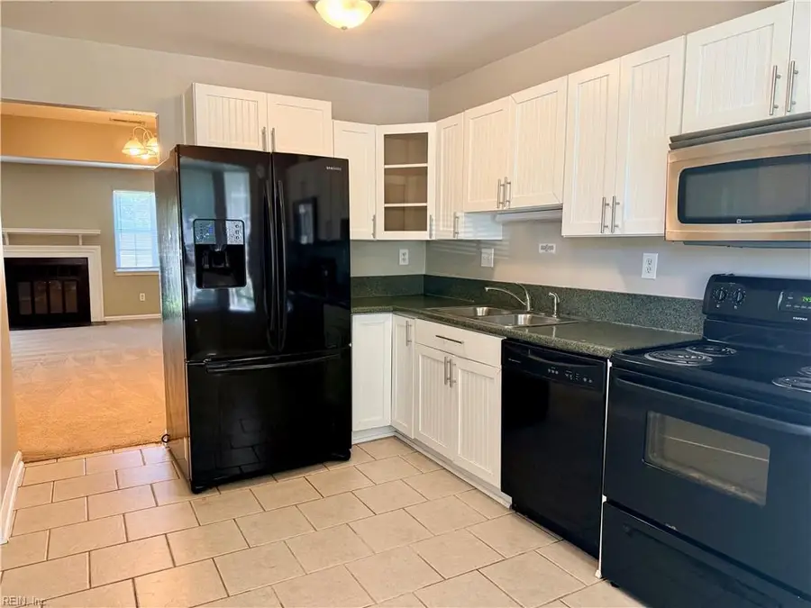 550 Peregrine Street, Virginia Beach, VA 23462 - #3