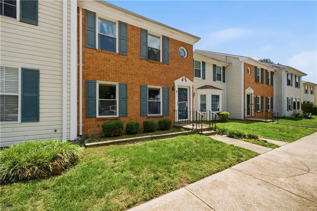 8 N Gawain Way, Hampton, VA 23669 - #1
