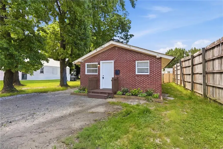 26 Bernard Avenue, Hampton, VA 23669 - #2