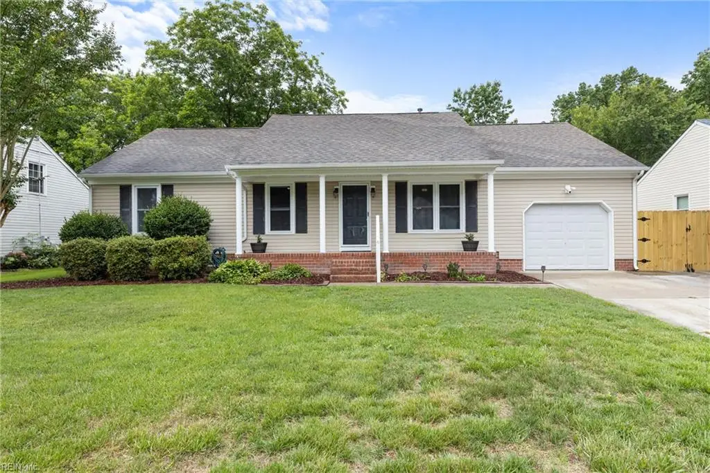 812 Gloss Street, Chesapeake, VA 23322 - #1