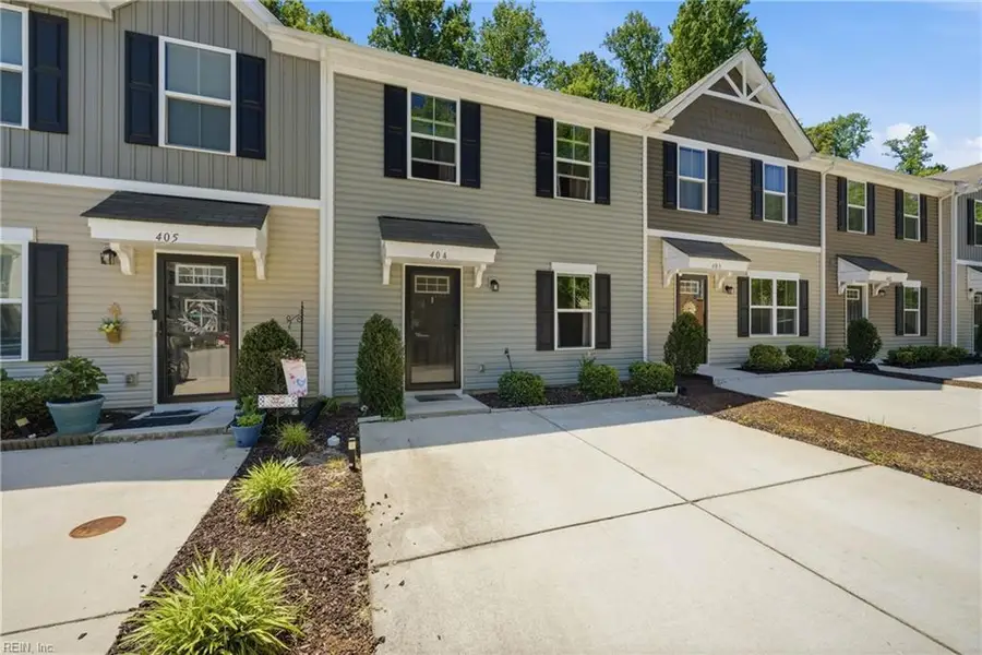 404 Lakeview Cove, Smithfield, VA 23430 - #2
