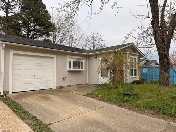 1426 Chickadee Ln Lane, Virginia Beach, VA 23454