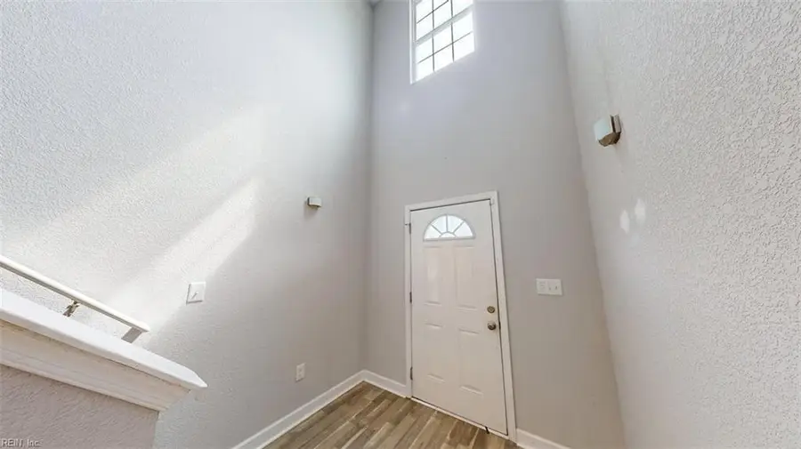 960 Quash Street, Hampton, VA 23669 - #2