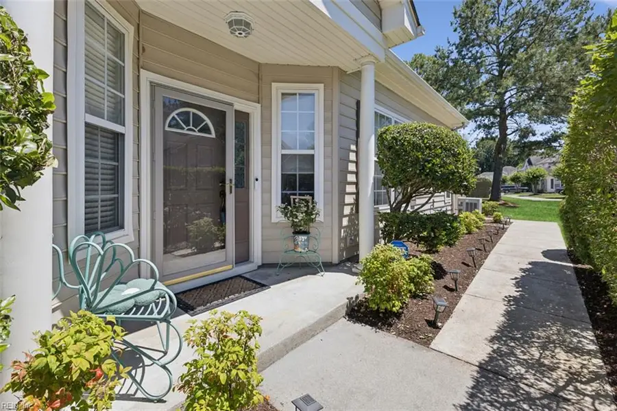 4348 Salem Springs Way, Virginia Beach, VA 23456 - #3