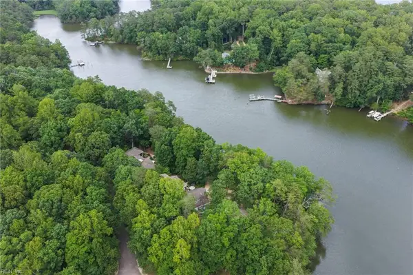 1015 Wilton Coves Drive, Hartfield, VA 23071