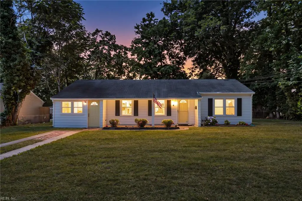 4 Cottage Lane, Newport News, VA 23603 - #1