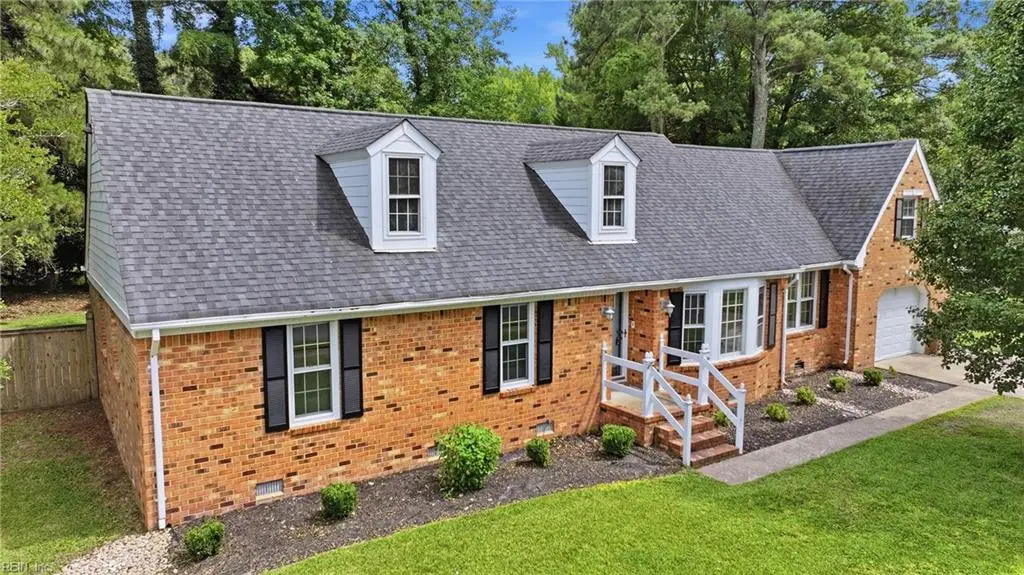 337 Woodbridge Drive, Chesapeake, VA 23322 - #1