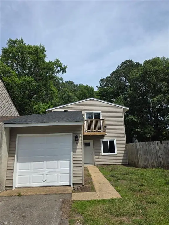12 Glouchester Circle, Chesapeake, VA 23320