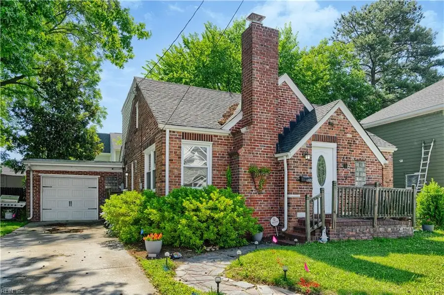 1050 Mapole Avenue, Norfolk, VA 23504 - #2