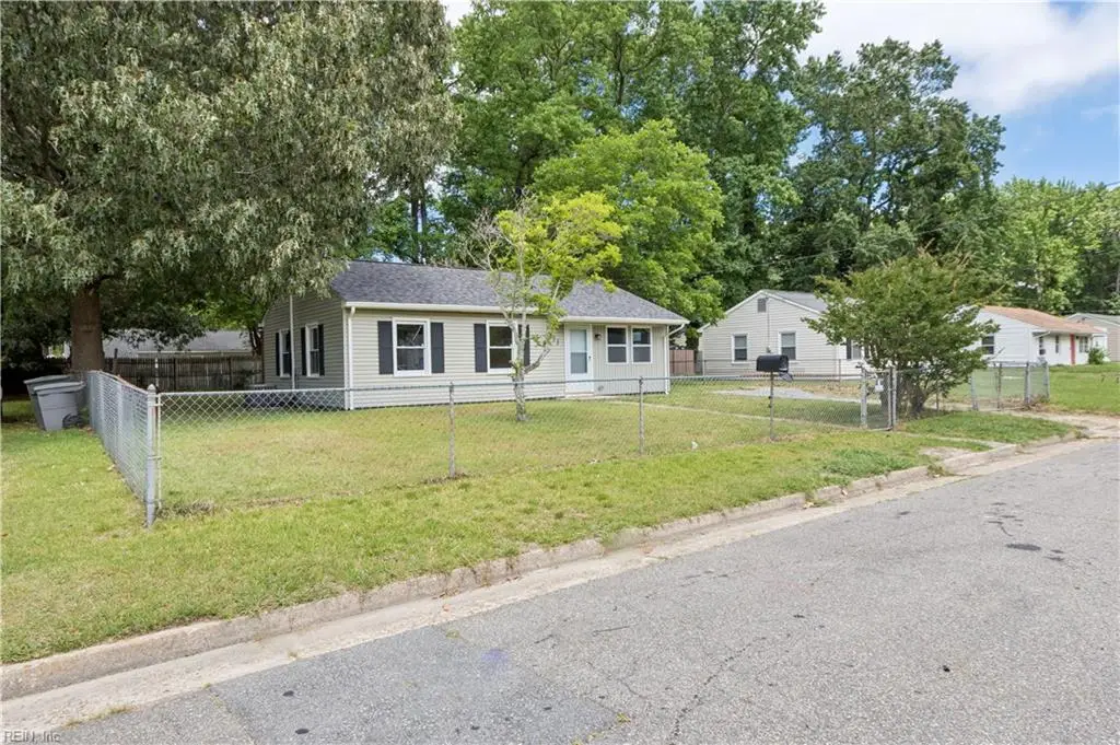 213 Shawen Drive, Hampton, VA 23669 - #1