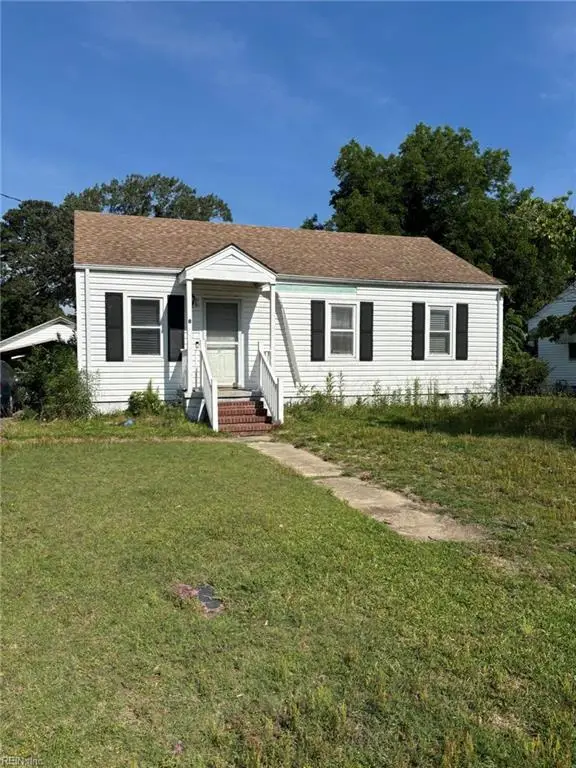 8 Bradley Avenue, Portsmouth, VA 23701