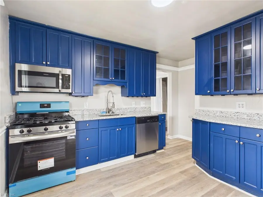 3304 Greenwood Drive, Hampton, VA 23666 - #2