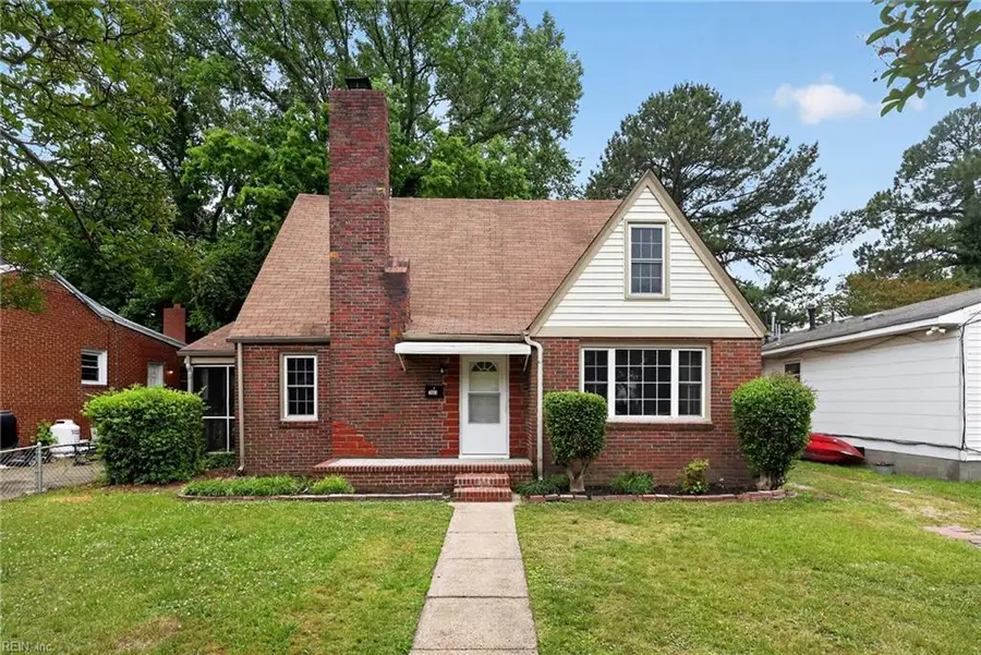 2605 Woodland Avenue, Norfolk, VA 23504 - #2