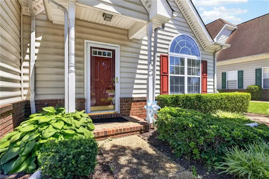 412 Little Neck Road, Virginia Beach, VA 23452 - #2