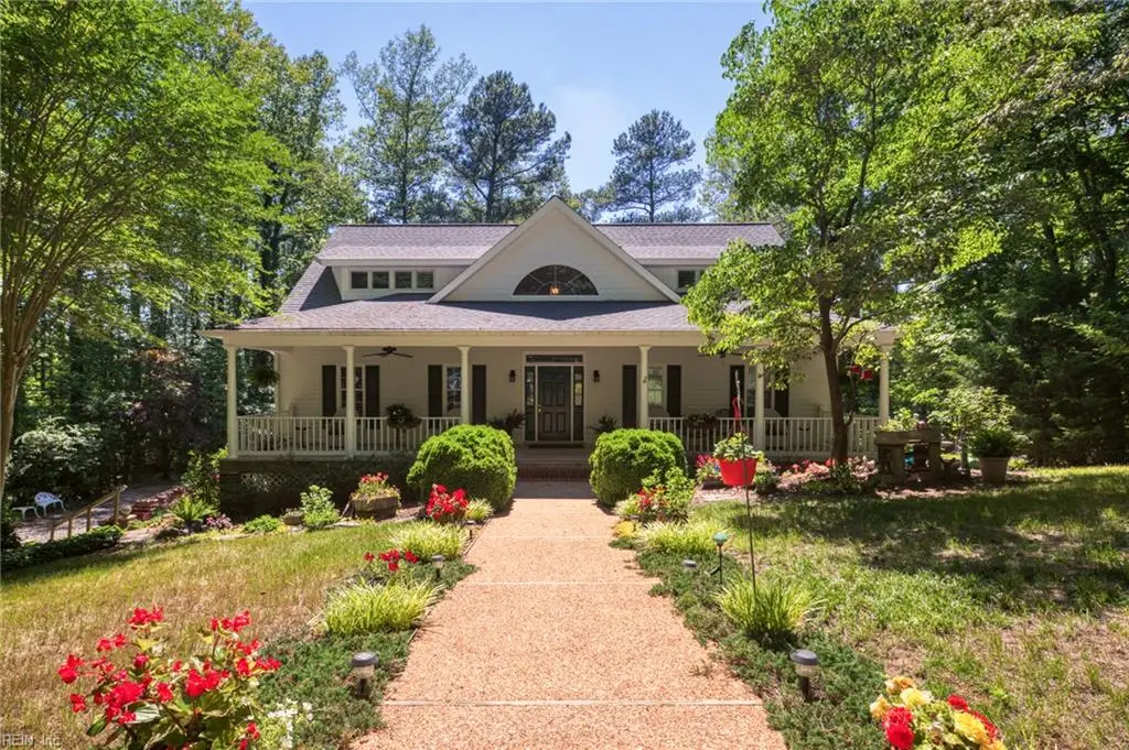 11688 River Crest Drive, Gloucester, VA 23061 - #1