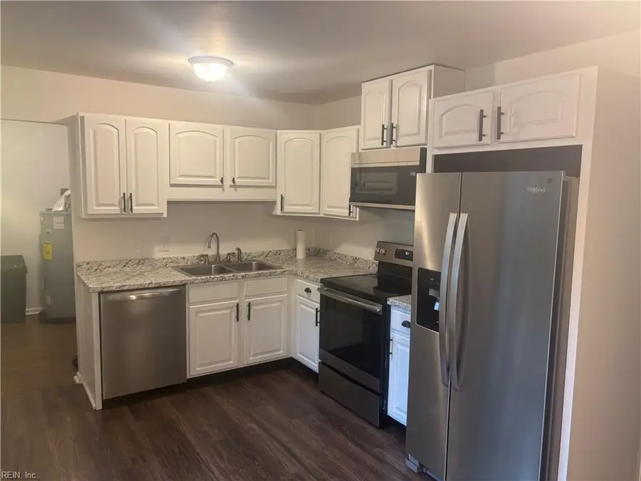 1725 Pike Street, Suffolk, VA 23433 - #3