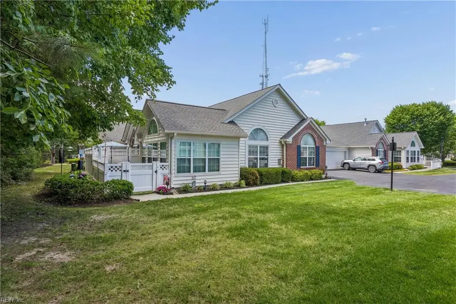 122 Garman Loop, Yorktown, VA 23690 - #3