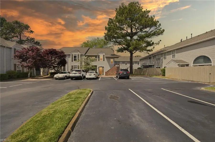 5140 Cypress Point Circle #202, Virginia Beach, VA 23455 - #2