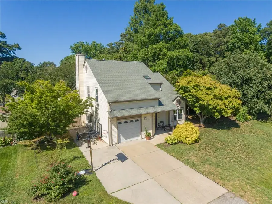 105 Kyle Circle, Yorktown, VA 23693 - #2