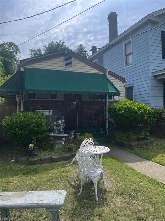 2126 Chestnut Avenue, Newport News, VA 23607