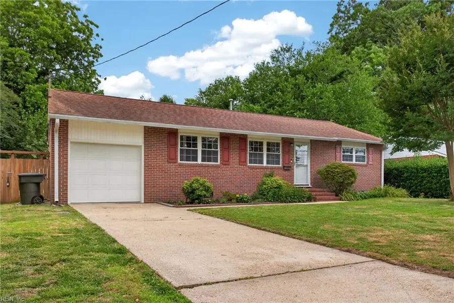 703 New Bern Avenue, Hampton, VA 23669 - #3