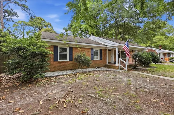 4820 Manor Avenue, Portsmouth, VA 23703