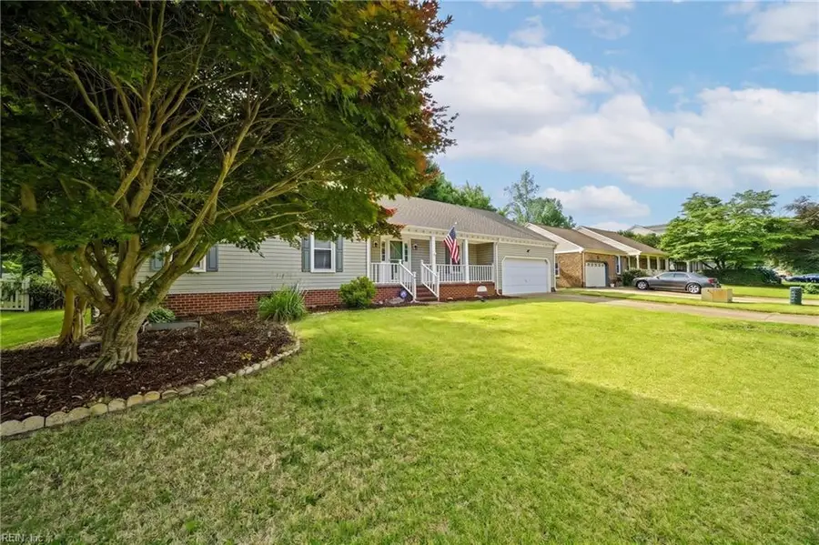 809 Grantham Lane, Chesapeake, VA 23322 - #2